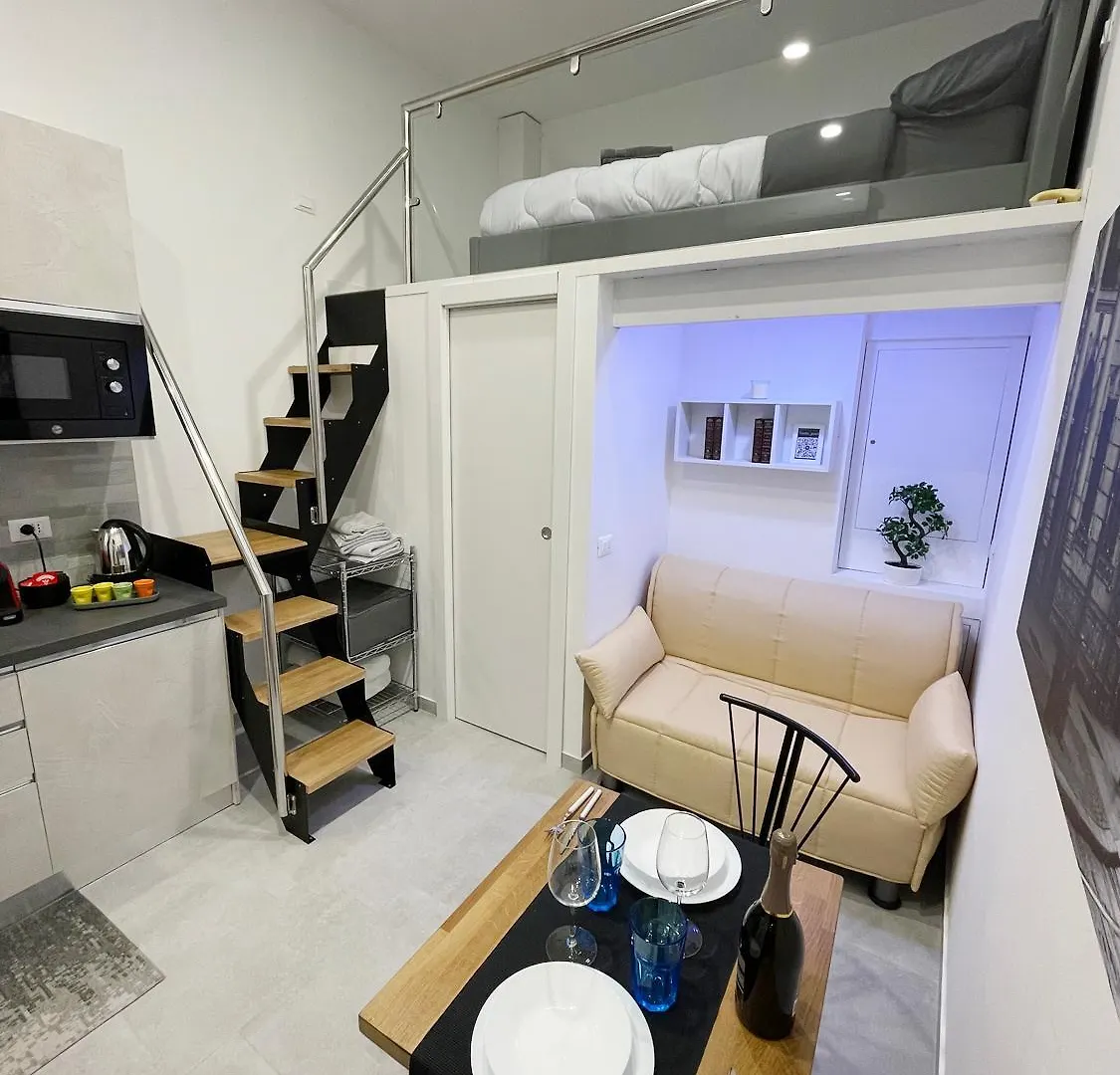 Appartamento In Corte Corso Genova Navigli Darsena Milano