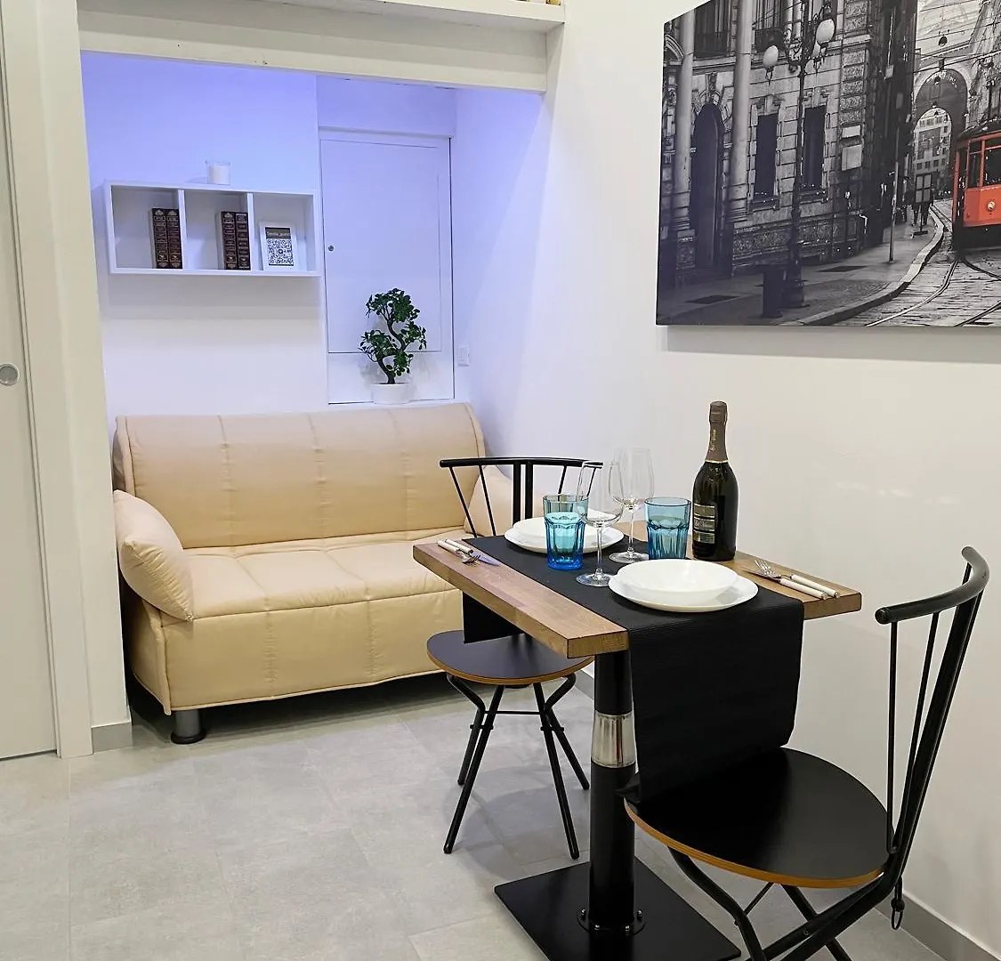 Appartamento In Corte Corso Genova Navigli Darsena Milan